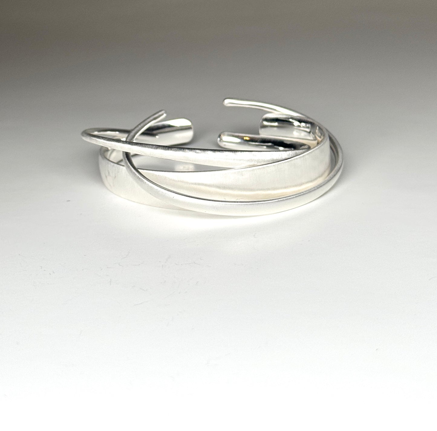 Kendra Scott Tiana Pinch Cuff Bracelet Set of 3 in silver