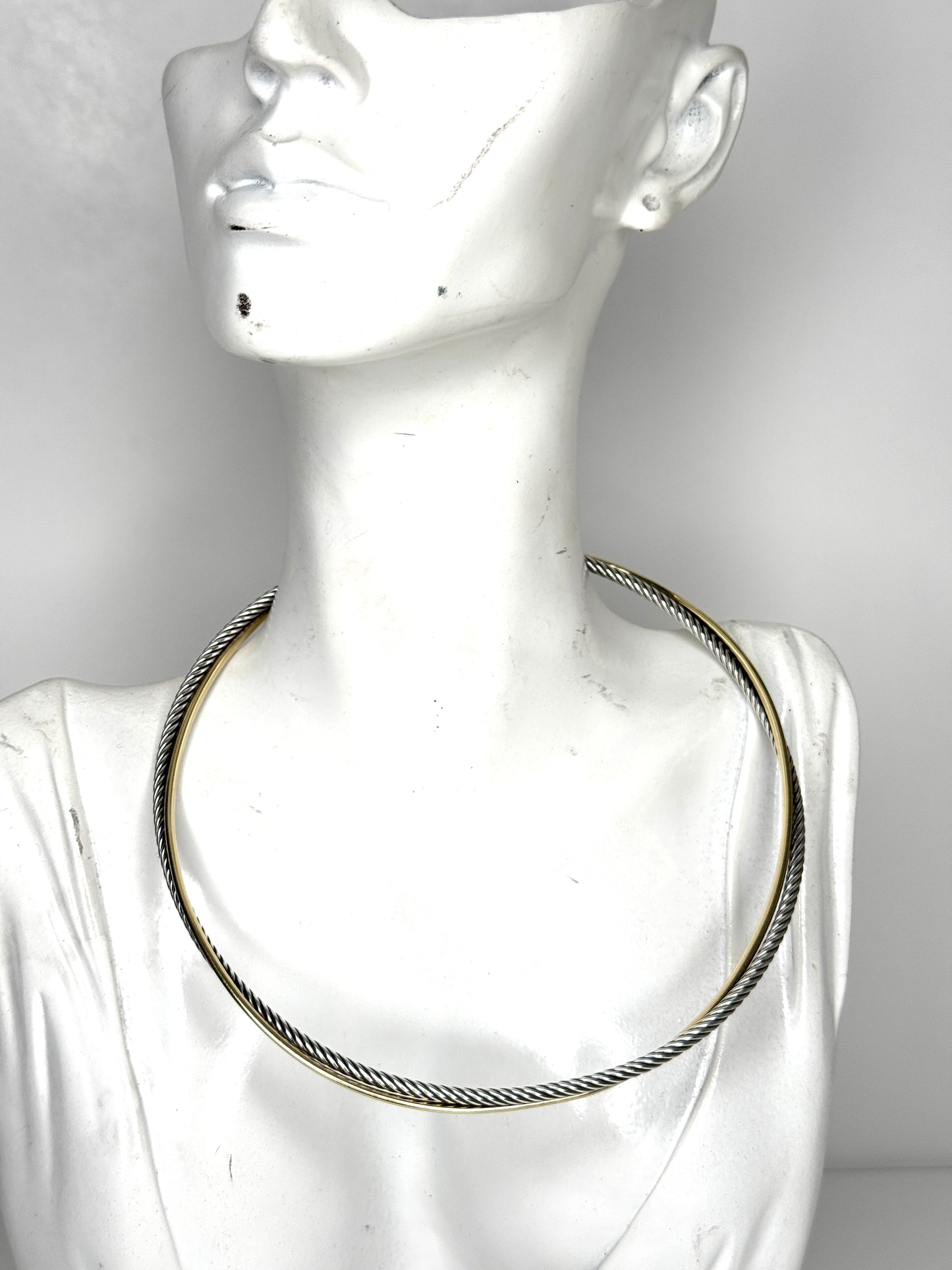 David Yurman Silver  & 18k Gold twisted  Crossover Collar Cable Choker / Collar Necklace