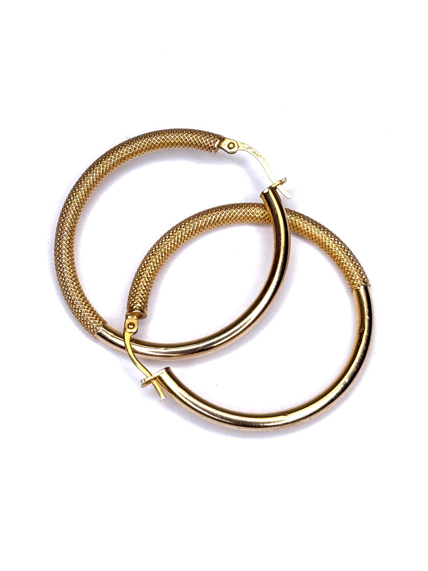 Italy 14K Yellow Shiny Gold Hoop Earrings