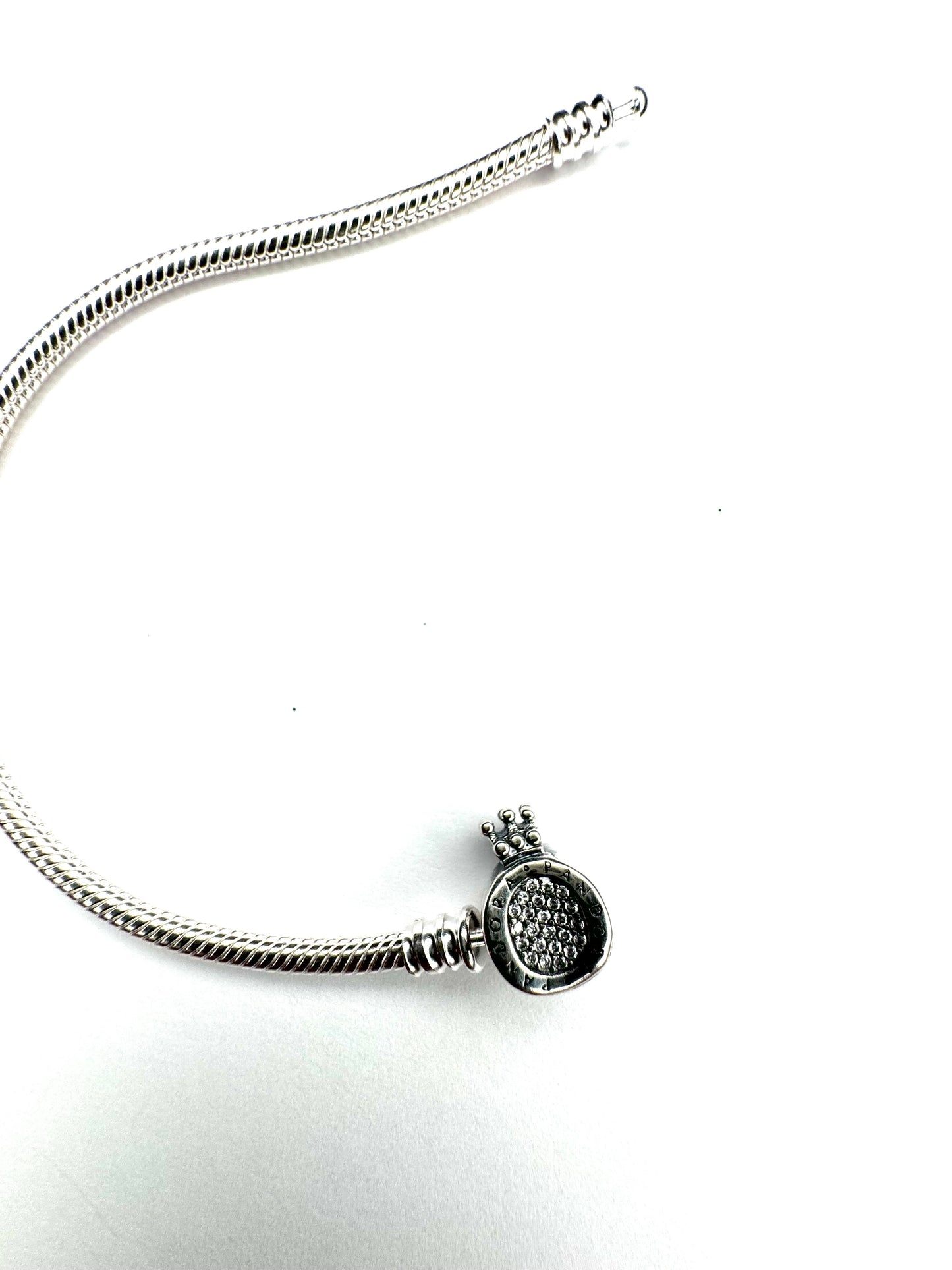 Pandora Moments Crown O Snake Chain Bracelet