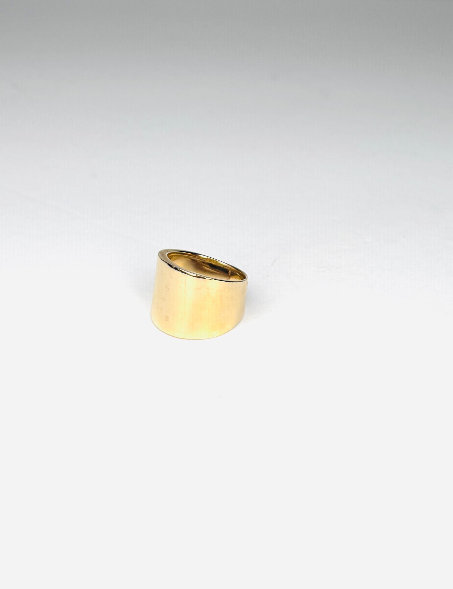 14K Yellow Gold Cigar wide band ring Size 7